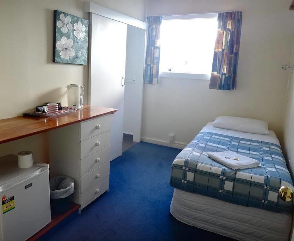 Kiwis Nest Backpackers And Budget Accommodation Dunedin Buitenkant foto